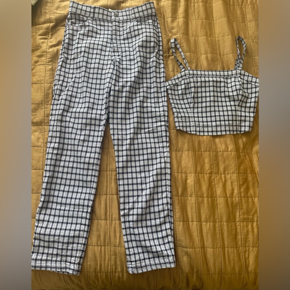 Purple and black plaid set